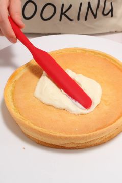 Silicolife Pasta Sıvama Spatulası, Silikon Çikolata Krema Reçel Sıyırma Sıvama Bıçağı Spatulası 25cm Kırmızı