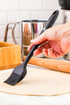 Silicolife Yumurta Fırçası, Isıya Dayanıklı Yanmaz Yapışmaz Tek Parça Silikon Fırça 21cm Siyah