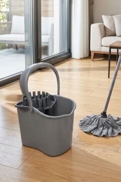 2’li Temizlik Seti Gri, Sıkmalı Temizlik Yer Silme Kovası + Süper Emici Mikrofiber Jombo Mop