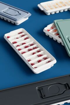 2 Adet Kapaklı Çubuk Bölmeli Buzluk, 10 Bölmeli Çubuk Model Çikolata ve Buz Kalıbı 2’li Set