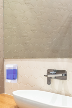 Flosoft F032 Eko Sıvı Sabunluk 500 ml 24 Adet, Duvara Monte Şeffaf Hazneli Sabun Dispenseri 1 Koli=24 adet