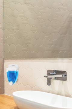 Flosoft F015 Sıvı Sabunluk 350 ml 24 Adet, Şeffaf Hazneli Duvara Monte Sabun Dispenseri 1 Koli=24 Adet