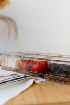 6 Bölmeli Tepsili Ve Kapaklı 13 Parça Kahvaltılık Seti, Saklama Kabı