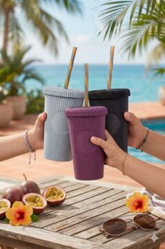 3 Adet Pipetli Kapaklı Opak Bardak 660 ml, Smoothie Meşrubat İçecek Bardağı Mor-Gri-Siyah 3’lü Set